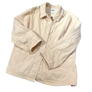 White/cream ZARA • M Jean chore jacket from Spain! So cute lightly worn • snaps